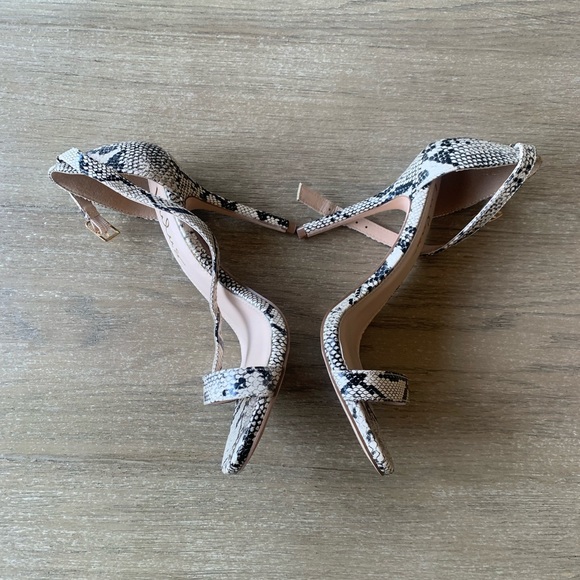 Lulu’s women’s animal print high heeled shoes sandals - Picture 3 of 9